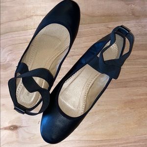 Urban outfitters ankle strap flat